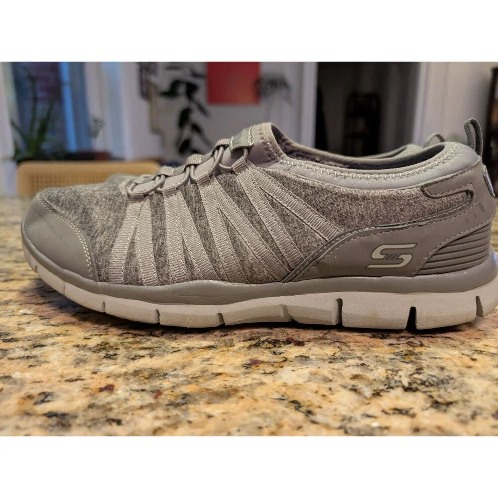 SKECHERS gratis shake